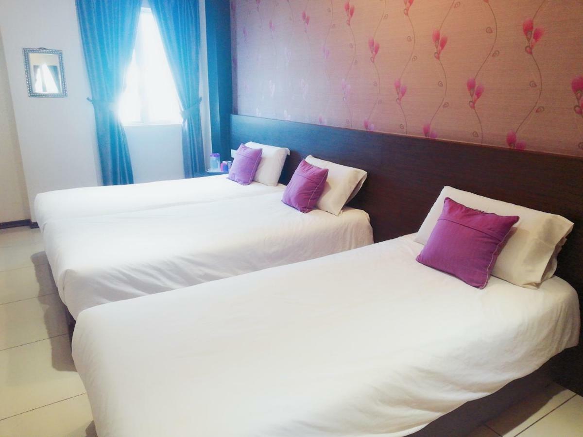 Remember Hotel Bukit Gambir Eksteriør billede